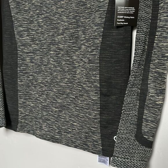 NWT Gap Fit Half-Zip Long Sleeve Running Skiing Seamless Top Black Spacedye S - Picture 7 of 16